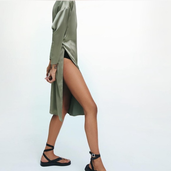 Long Satin Blouse - ZARA - Picture 2 of 2